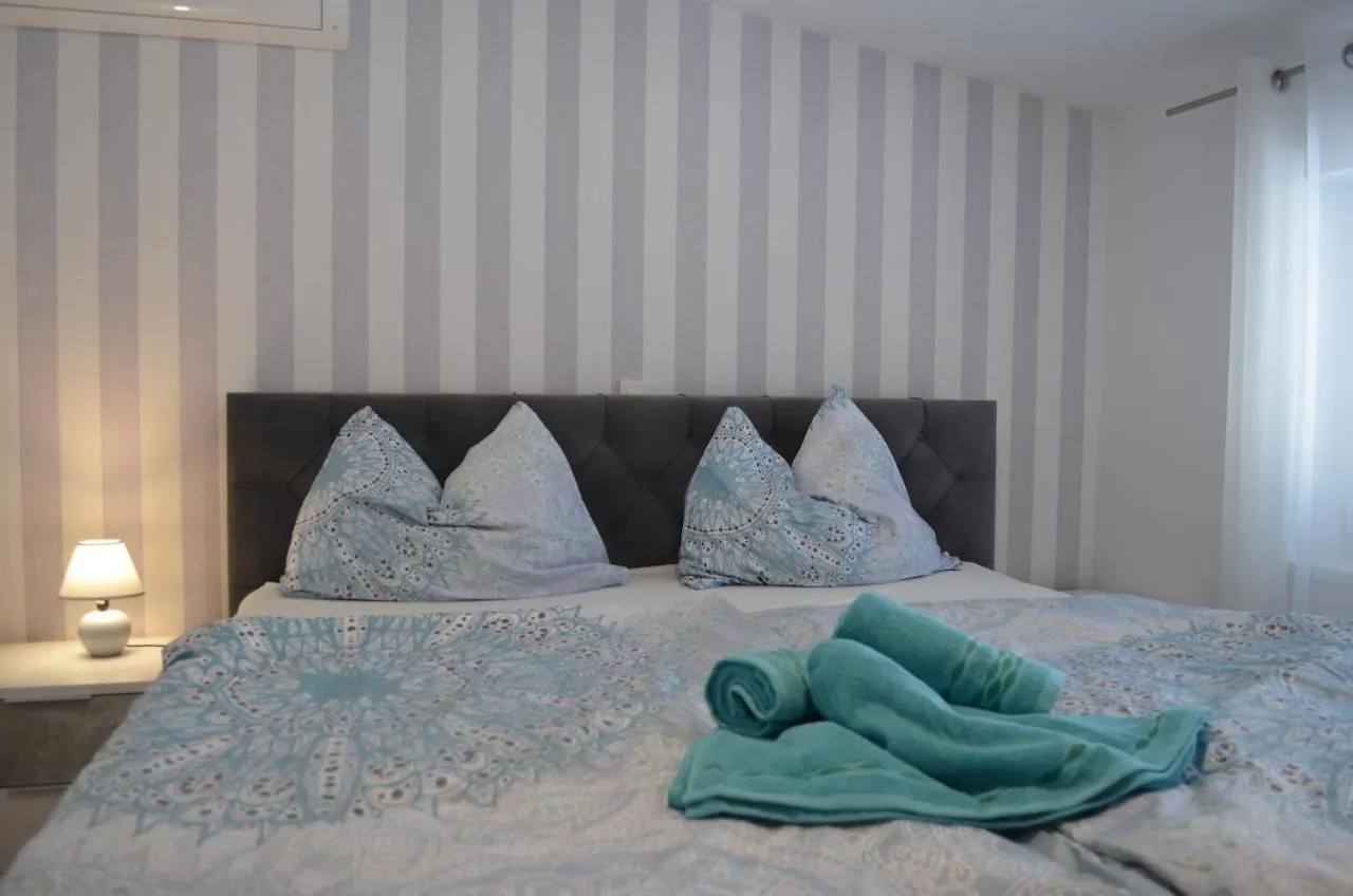 Apartments Korina Crikvenica 0*,